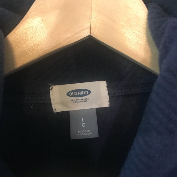 Light Pullover - Picture 3 of 3